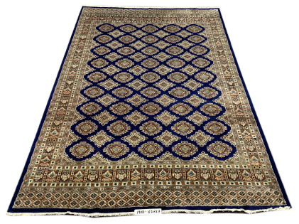 Pakistani Single Knot 6.2 x 8.7 Ft